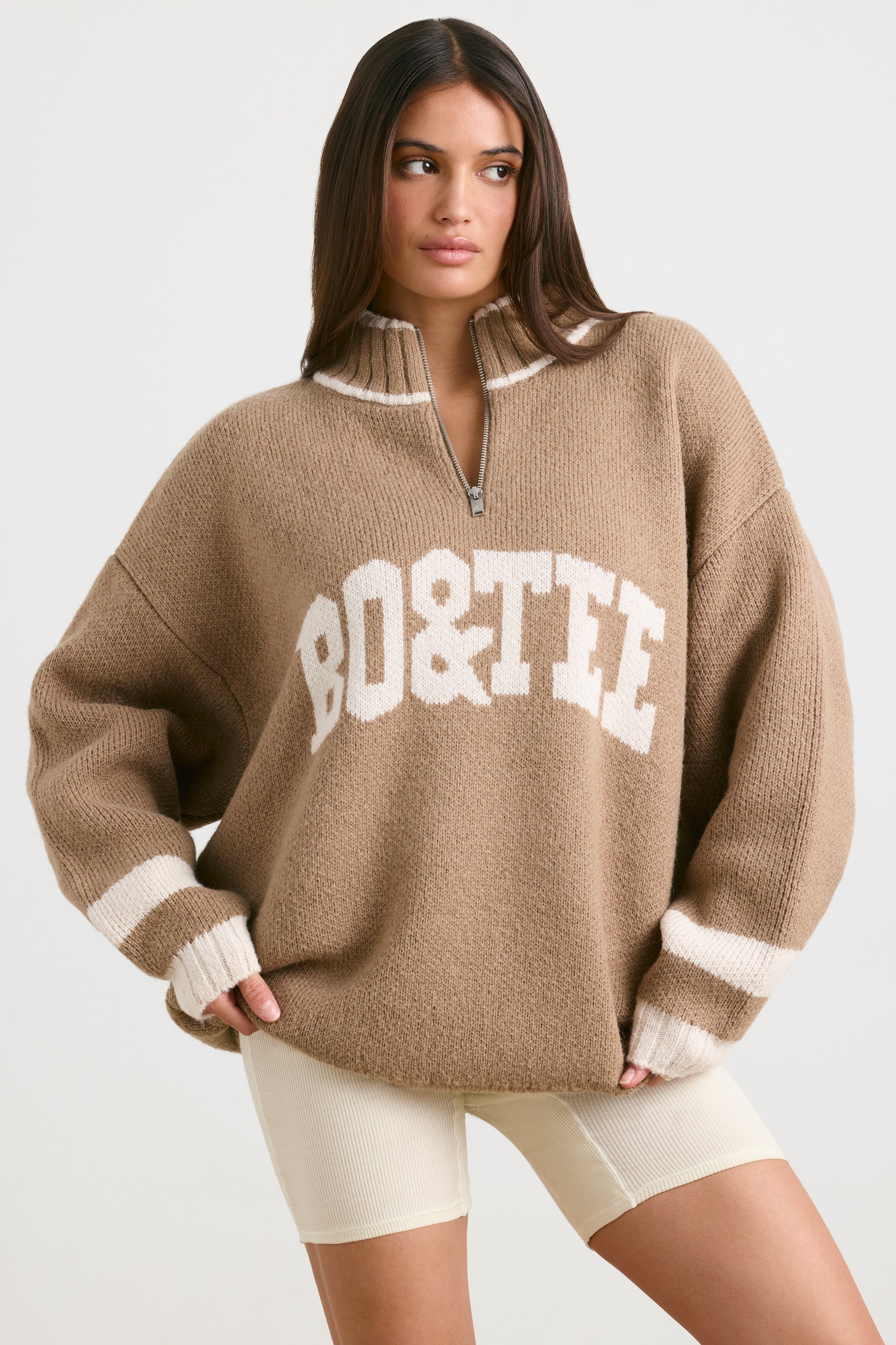 Casual Oversized Quarter-Zip Chunky-Knit Jumper in Espresso